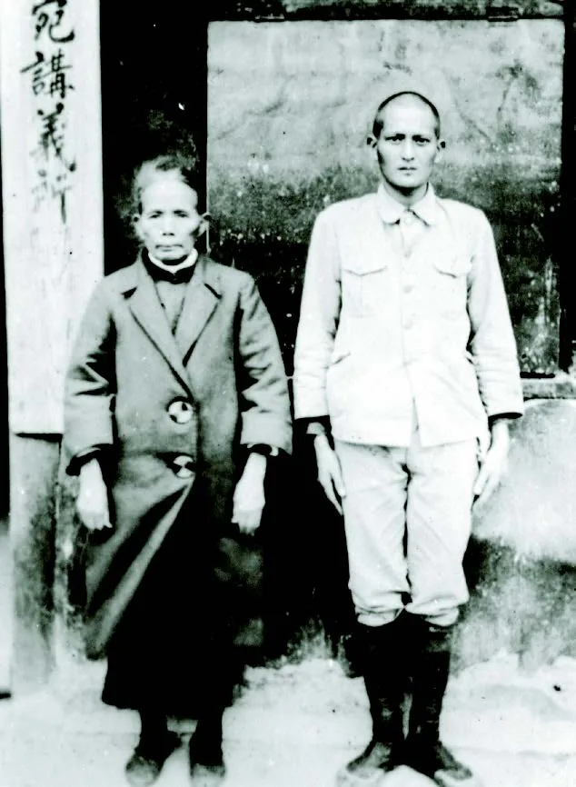 淡水牛津學堂也於 1914 年移往台北雙連,改名台北神學校。圖為吳威廉牧師所設計,竣工於1918 年的台北神學校校舍。