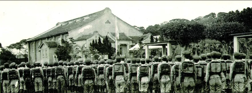 日本軍國主義視學校為皇民化的推行基地。如同一般中學校,淡水中學校厲行軍訓教育,以養成皇軍,為國盡忠。