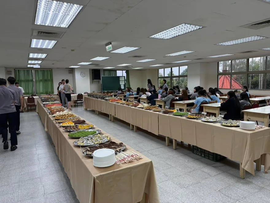 今天的宿舍送舊活動，在溫馨與歡笑中留下了滿滿回憶。 2